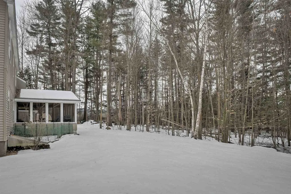 21 Old Richmond Road Swanzey NH 03446
