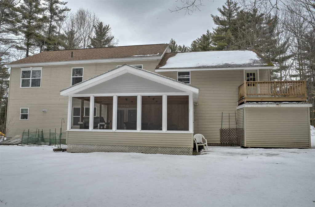 21 Old Richmond Road Swanzey NH 03446