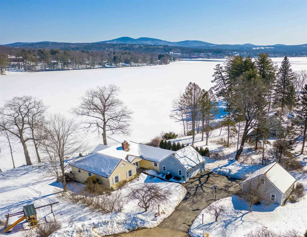 55 Village Court Laconia NH 03246