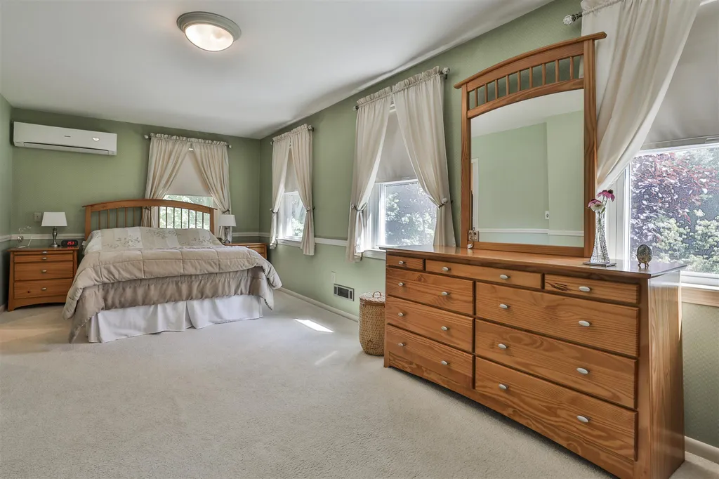138 Campbell Street Manchester NH 03104