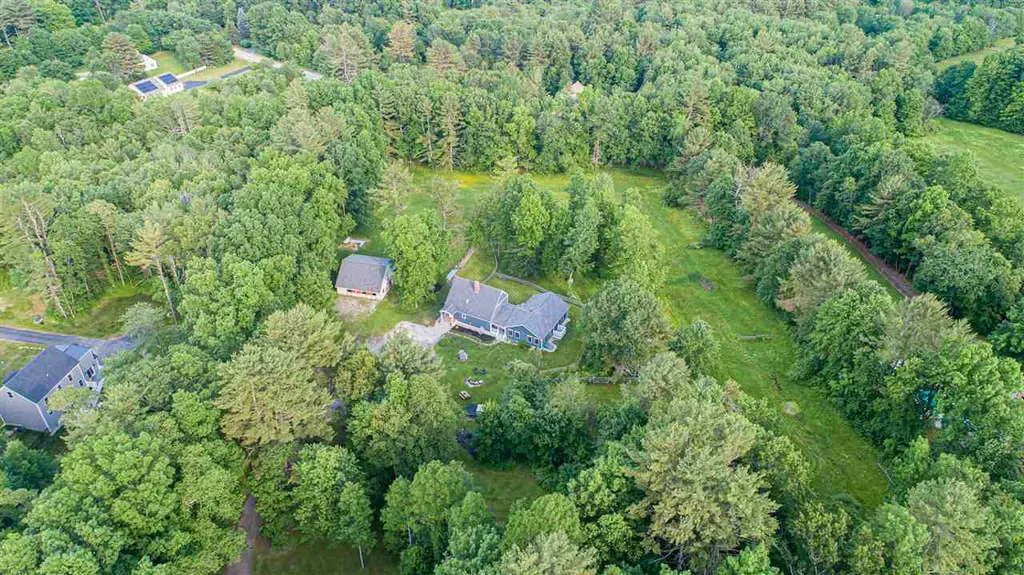 141 Grant Road Newmarket NH 03857