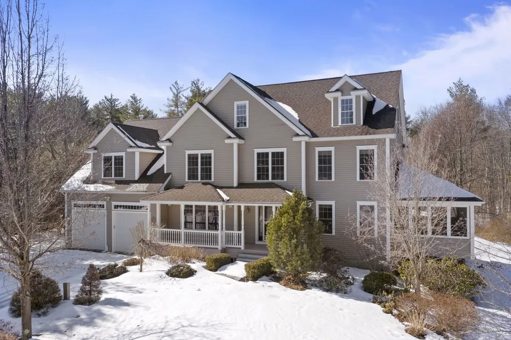 7 Hoyt Pond Road Madbury NH 03823
