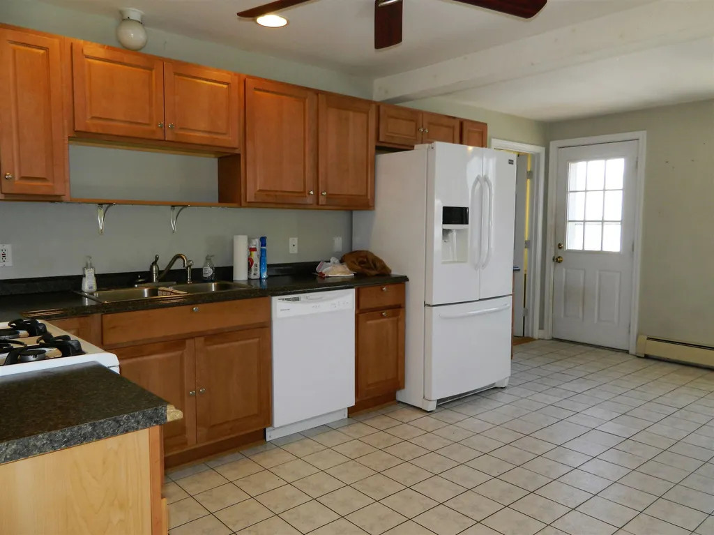 11 Clark Street Franklin NH 03235