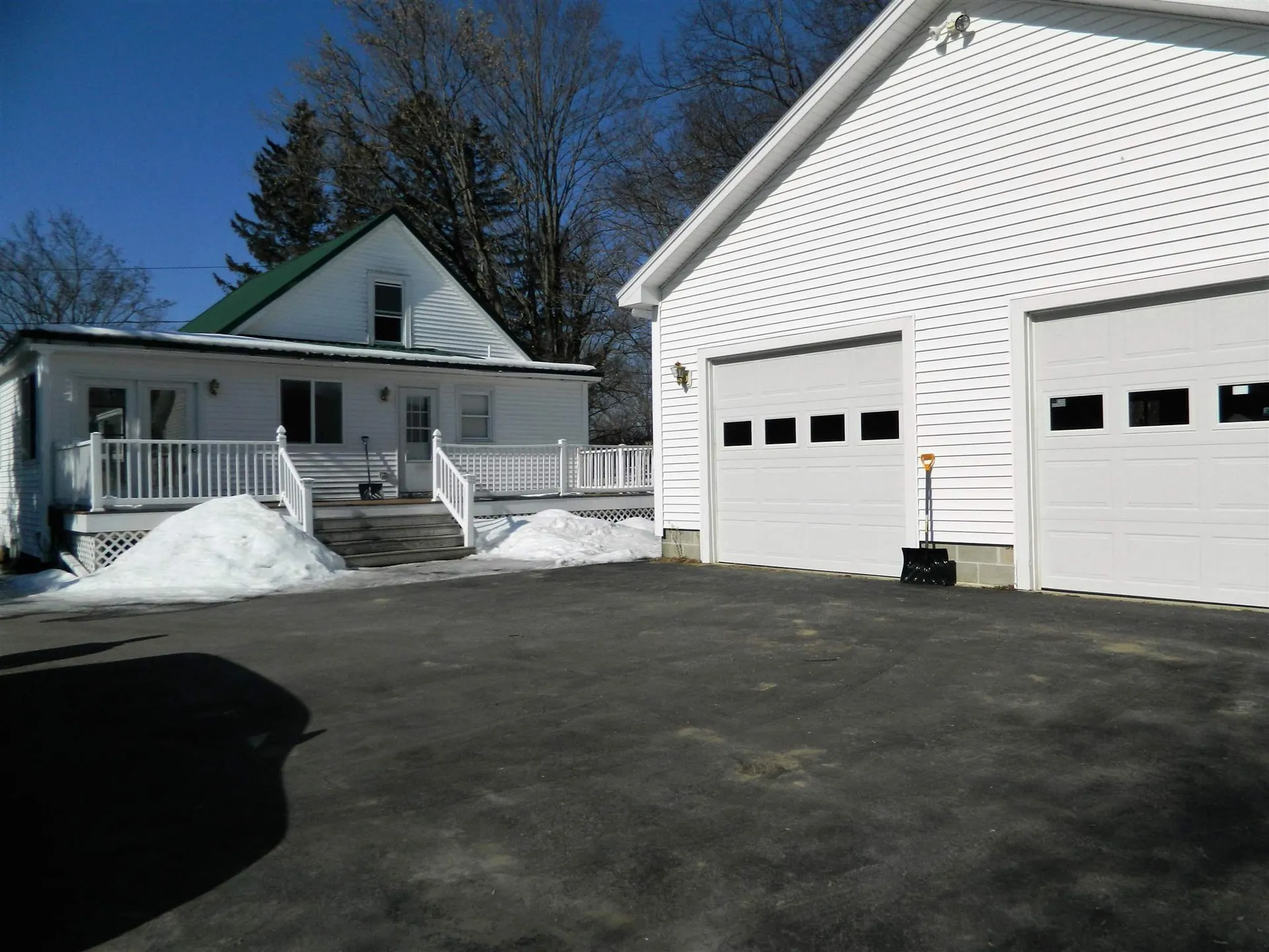 11 Clark Street Franklin NH 03235