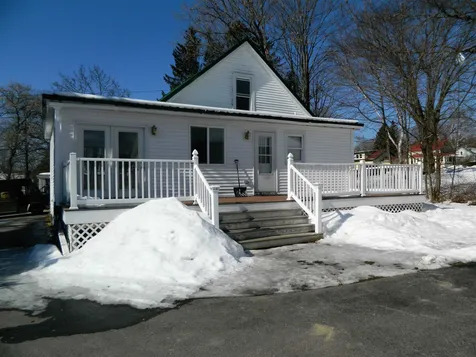 11 Clark Street Franklin NH 03235