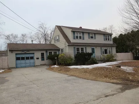 22 Forest Hills Drive Nashua NH 03060-4322