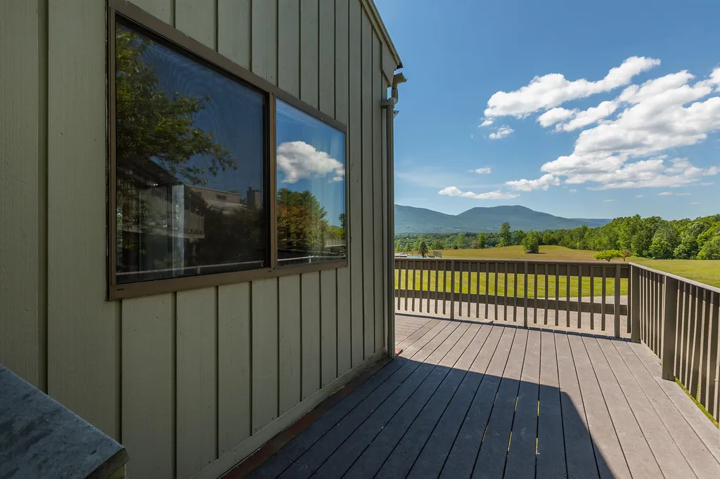2432 Steeple View Road Manchester VT 05255