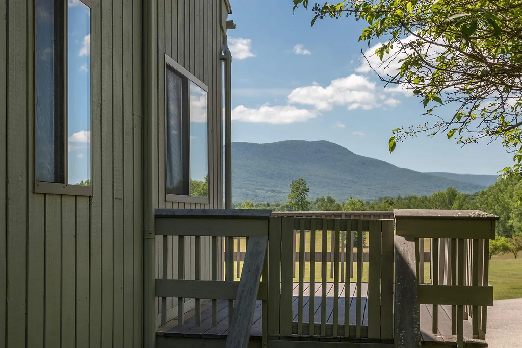 2432 Steeple View Road Manchester VT 05255