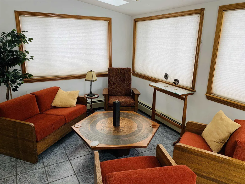 90 Barry Highlands Road Danbury NH 03230