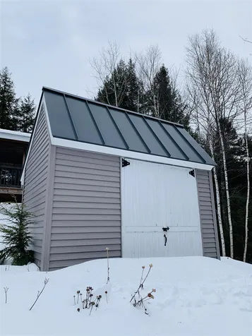 90 Barry Highlands Road Danbury NH 03230