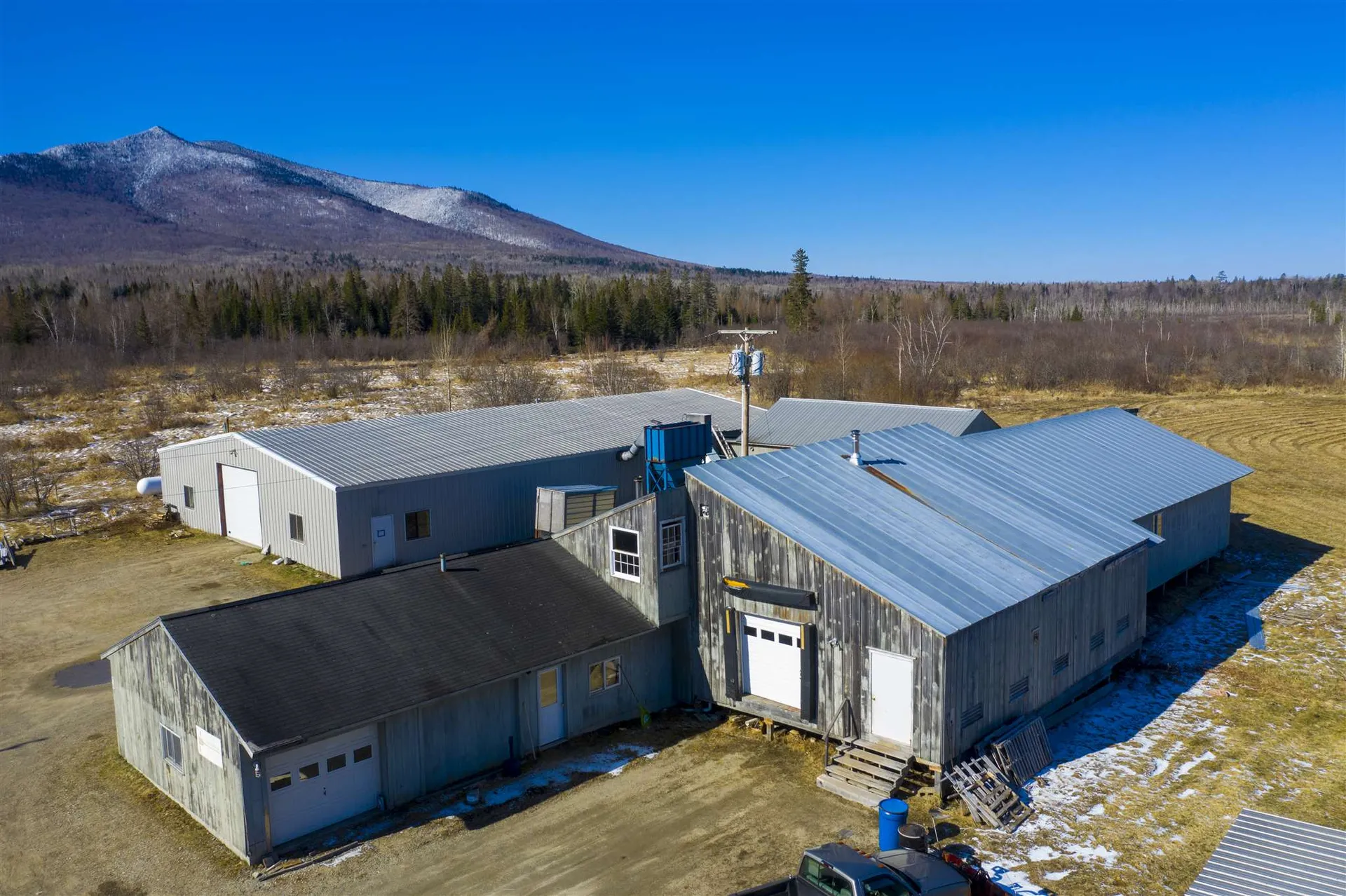 712 & 716 Meadows Road Jefferson NH 03583