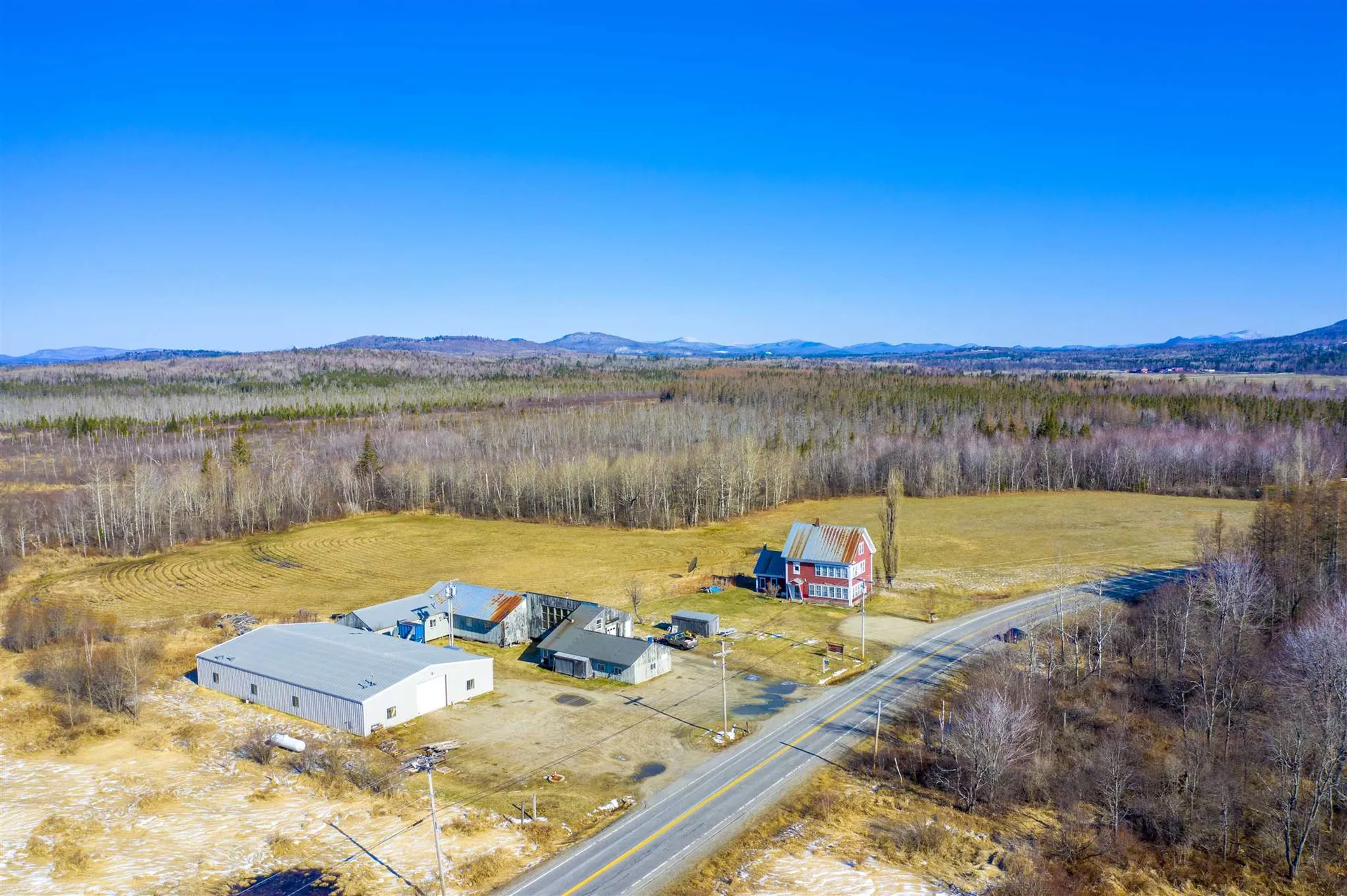 712 & 716 Meadows Road Jefferson NH 03583