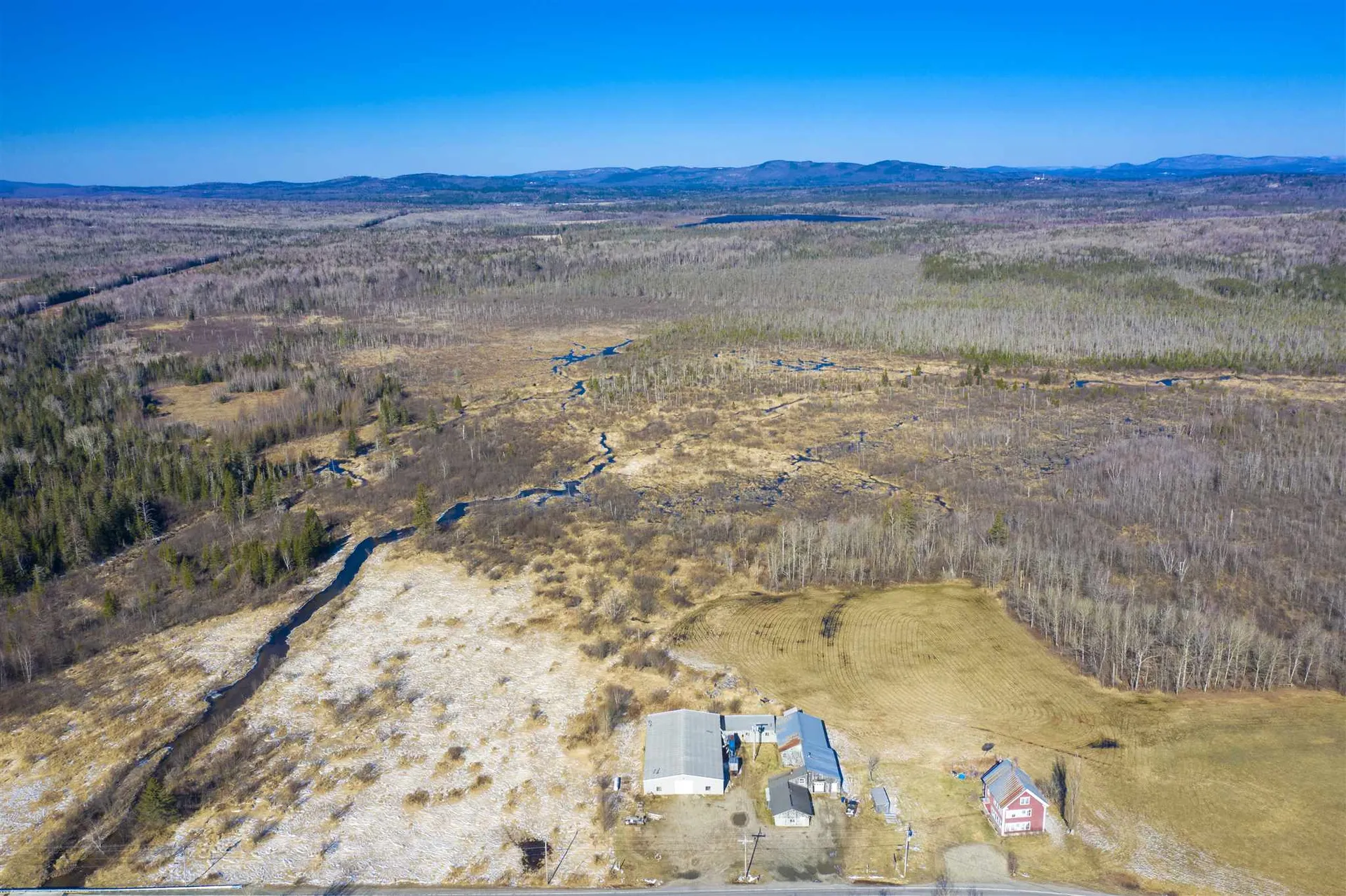 712 & 716 Meadows Road Jefferson NH 03583