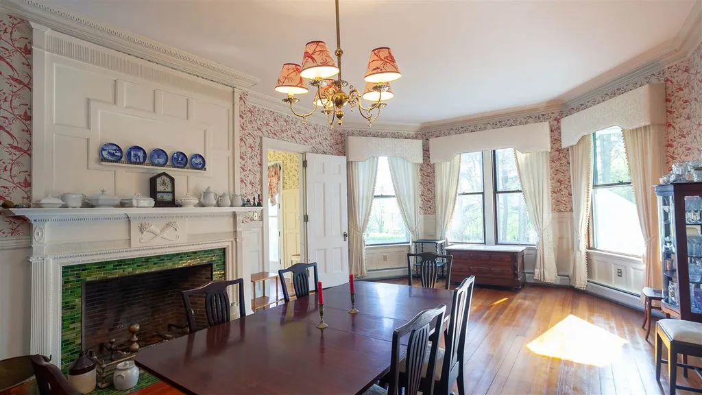 24 Macri Lane Walpole NH 03608
