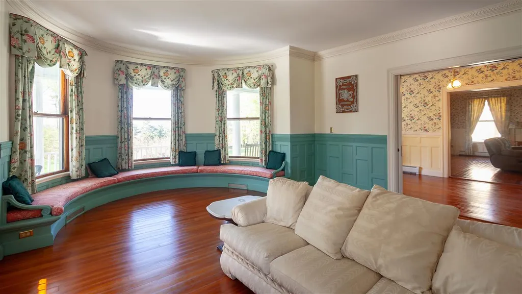 24 Macri Lane Walpole NH 03608