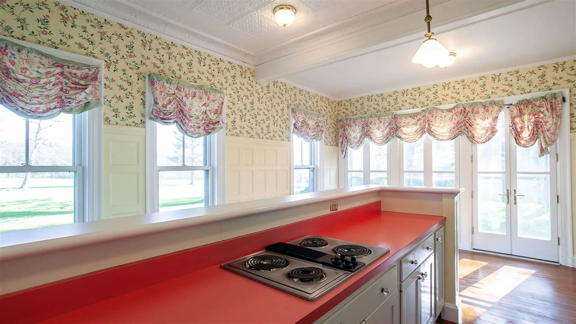 24 Macri Lane Walpole NH 03608
