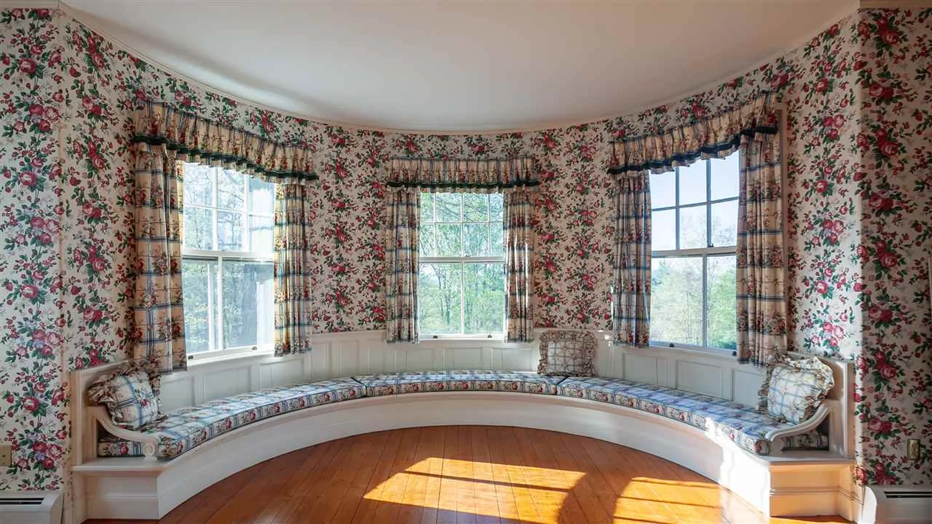 24 Macri Lane Walpole NH 03608