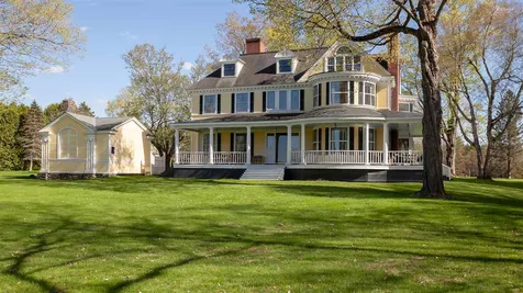 24 Macri Lane Walpole NH 03608