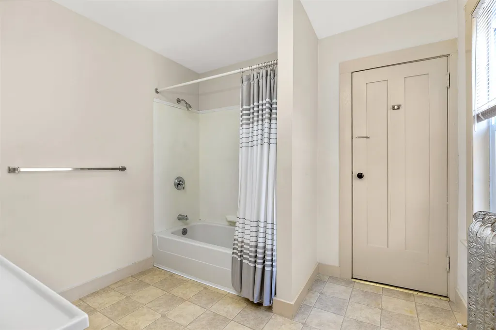 285 Richards Avenue Portsmouth NH 03801
