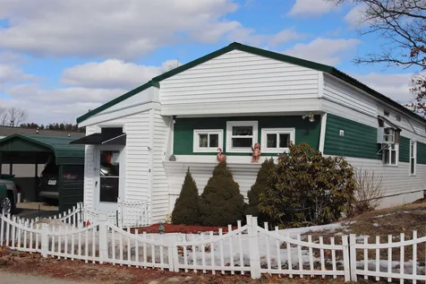 5 Club House Lane Rochester NH 03867