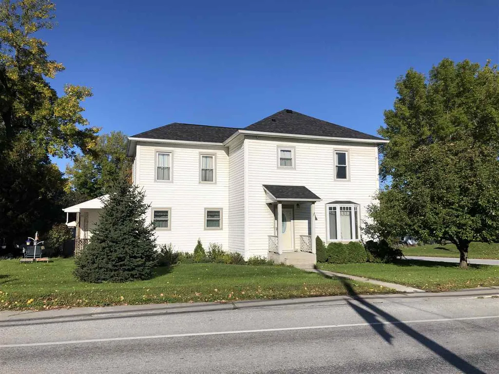 19 Lake Street Alburgh VT 05440