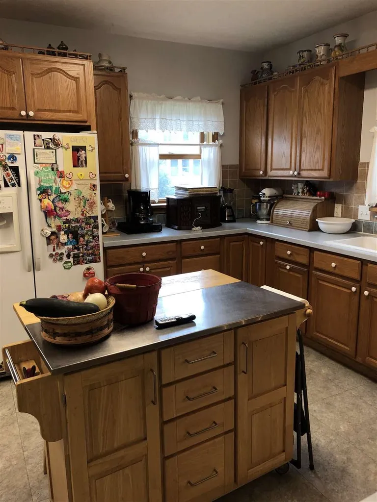 19 Lake Street Alburgh VT 05440