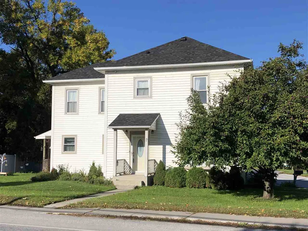 19 Lake Street Alburgh VT 05440