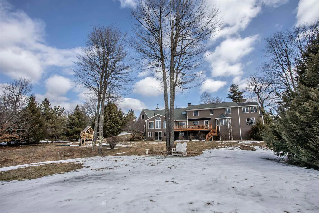 24 Longview Drive Peterborough NH 03458
