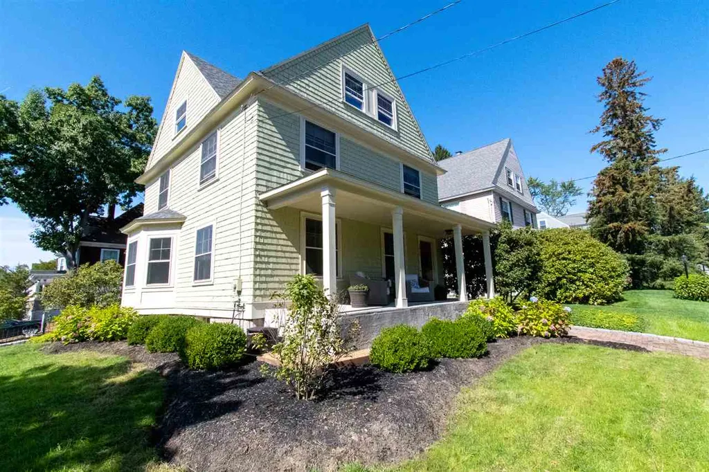 1014 Union Street Manchester NH 03104