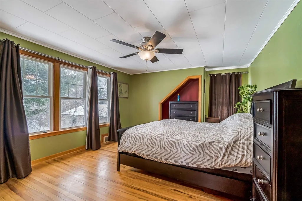 19 Roland Court Winooski VT 05404