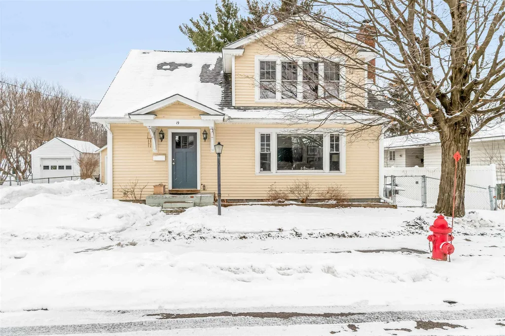 19 Roland Court Winooski VT 05404