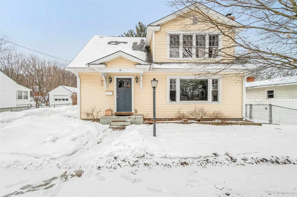 19 Roland Court Winooski VT 05404