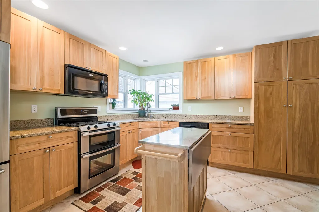 19 Roland Court Winooski VT 05404