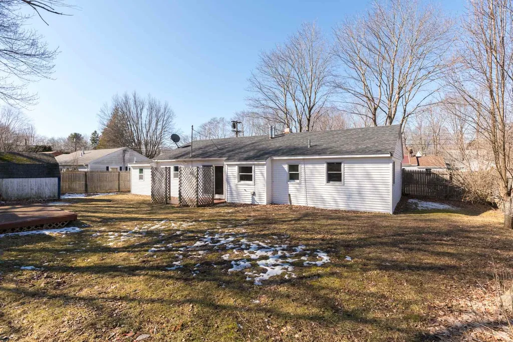 7 Blake Lane Hampton NH 03842