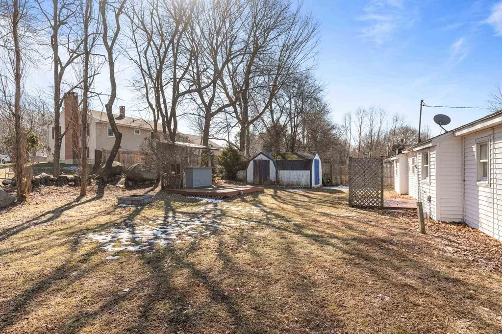 7 Blake Lane Hampton NH 03842