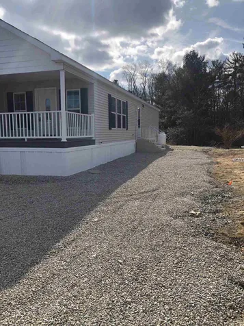 3 Trailer Home Drive Salem NH 03079