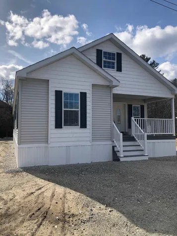 3 Trailer Home Drive Salem NH 03079