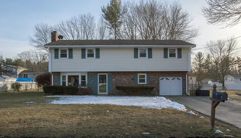 17 Juniper Road Salem NH 03079