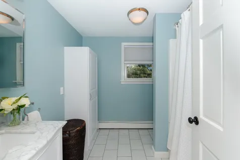 22 Holmgren Road Stratham NH 03885