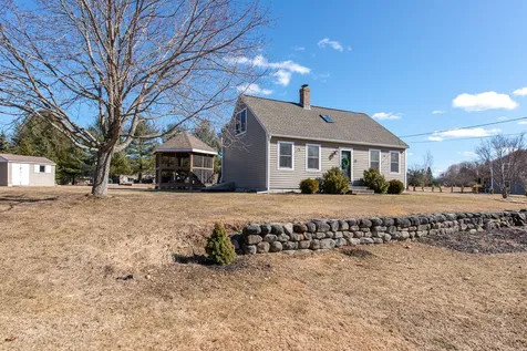 22 Holmgren Road Stratham NH 03885