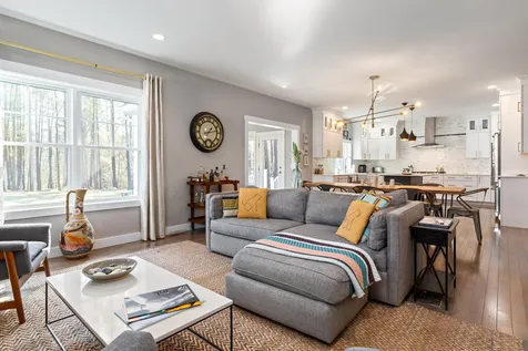20 Haywick Drive Stratham NH 03885