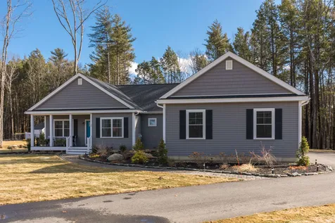 20 Haywick Drive Stratham NH 03885