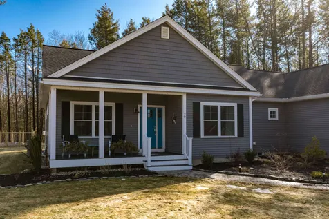 20 Haywick Drive Stratham NH 03885