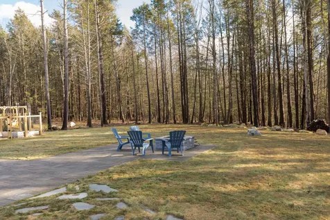 20 Haywick Drive Stratham NH 03885