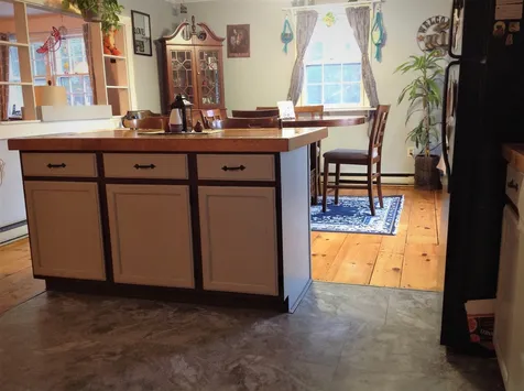 50 Hackler Drive Swanzey NH 03446