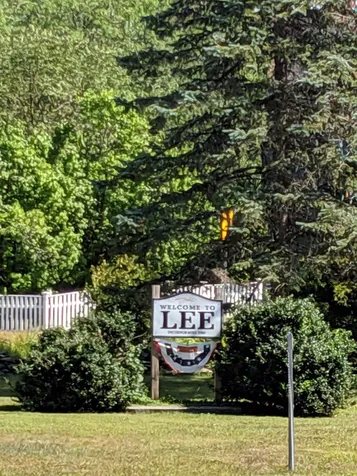 6 Old Mill Road Lee NH 03861