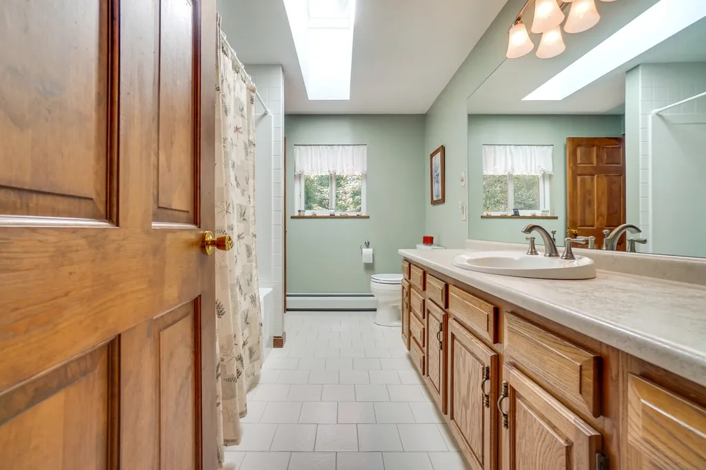24 Pasture Drive Hudson NH 03051