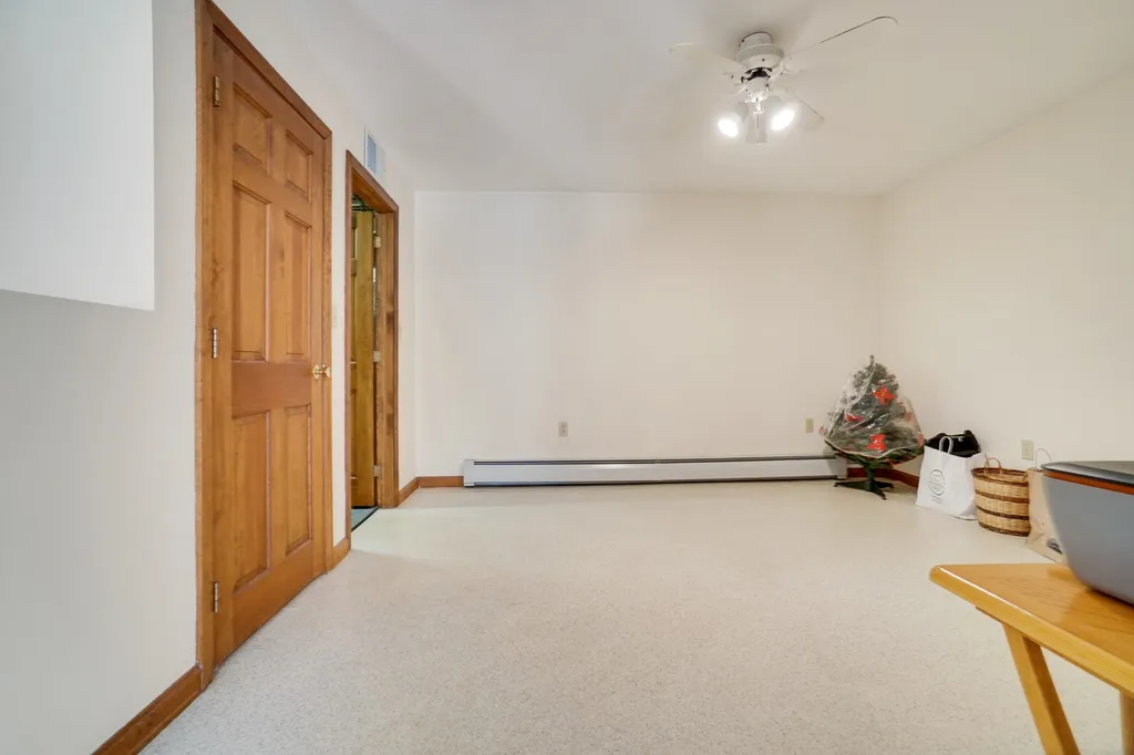 24 Pasture Drive Hudson NH 03051
