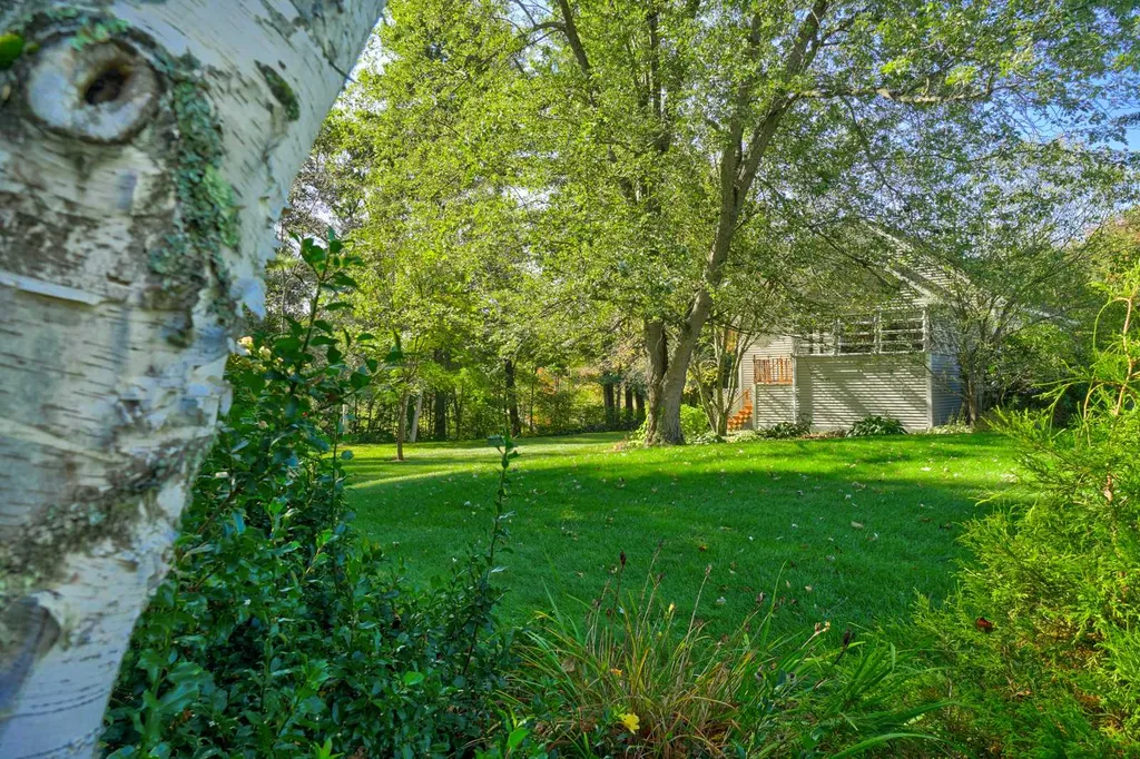 24 Pasture Drive Hudson NH 03051