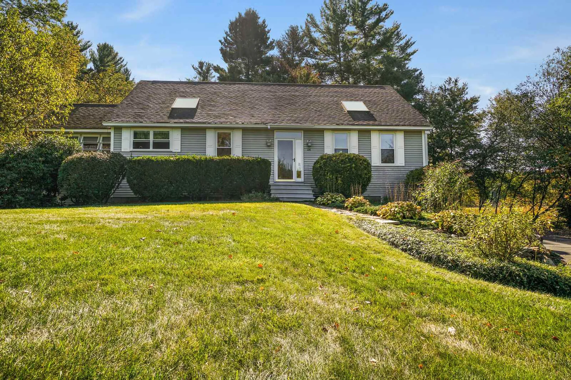 24 Pasture Drive Hudson NH 03051